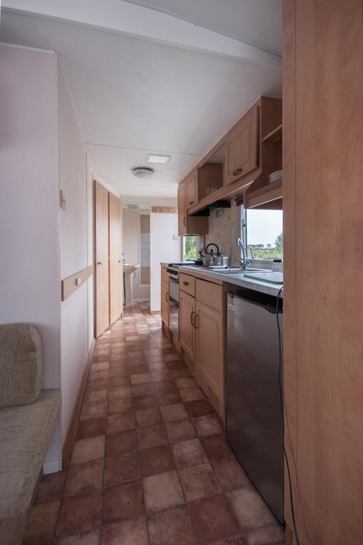 Cuma Camp Villa Sarbinowo Exteriör bild