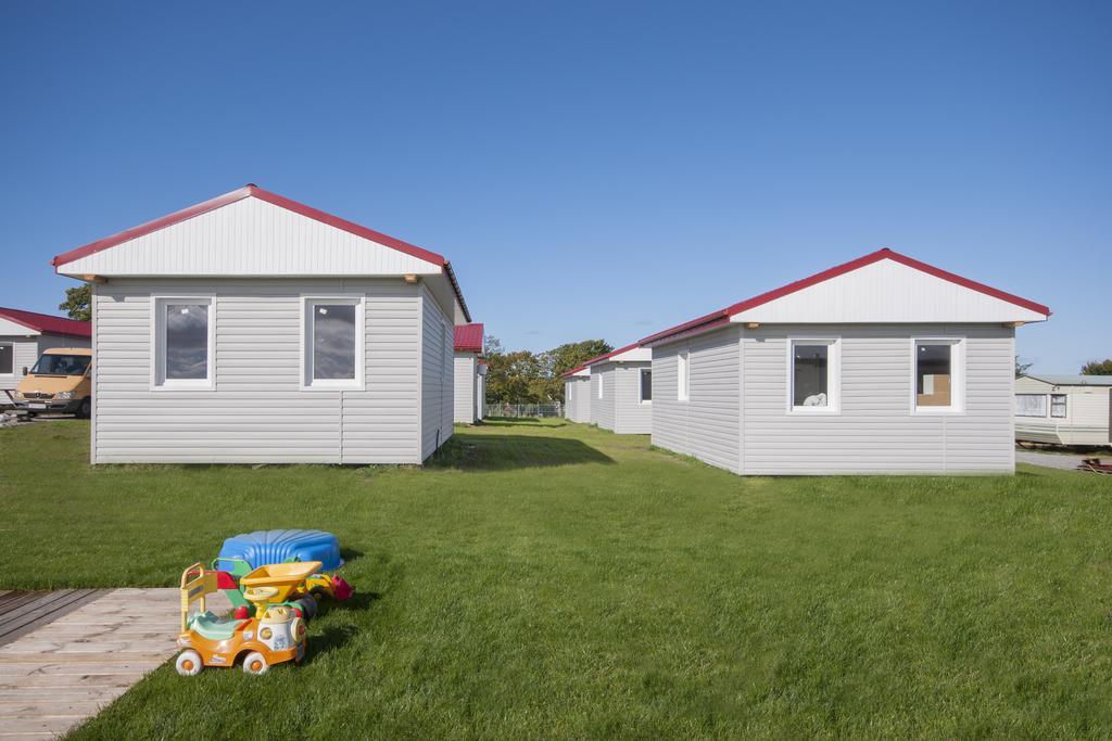 Cuma Camp Villa Sarbinowo Exteriör bild